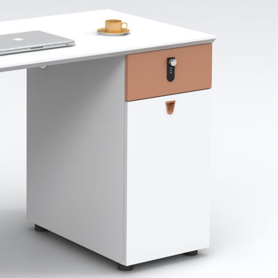 現代の商用オフィス家具 1人オープンコンセプト 作業テーブル エグゼクティブマネージャー ボス デスク